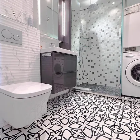 Pradignac - Beautiful 2 Bedroom Center Of דירה קאן